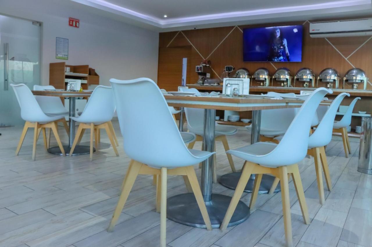 Hotel Soleil Business Class León Zewnętrze zdjęcie